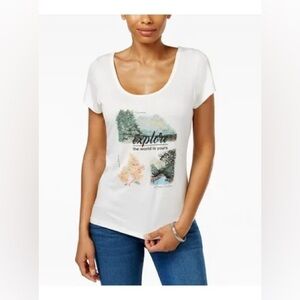 Used Jamie & Layla t shirt